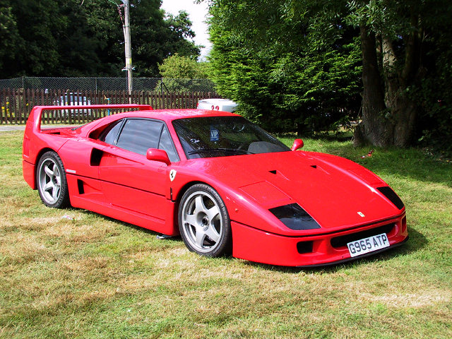 http://www.itananews.com/images/ferrari/ferrari%20f40%201.jpg